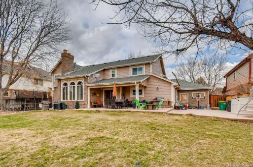 5897 Pagosa Way, Aurora CO 80011-4931 exterior