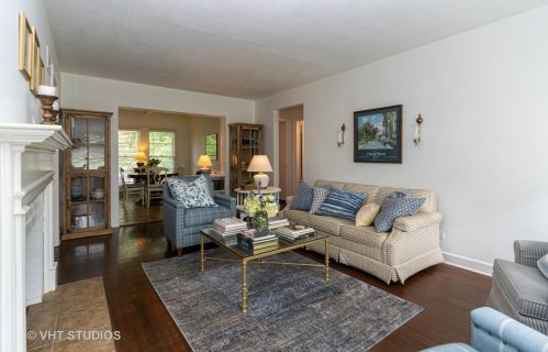 406 Dryden Pl, Arlington Hts, IL 60004-6315