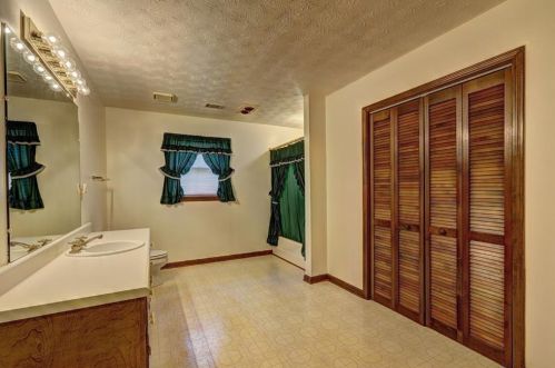 1821 New, Conyers GA  30012-3740 exterior