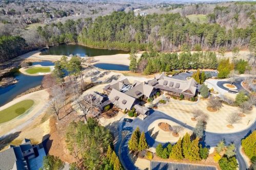 628 Crescent River Pass, Suwanee GA  30024 exterior