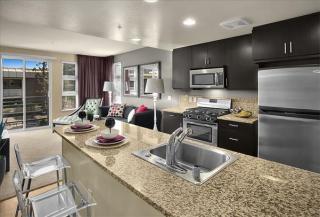 231 De Lacey Ave, Pasadena CA  91105-2088 exterior
