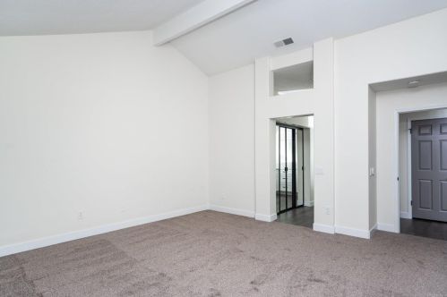 4670 Cordoba Way, Oceanside CA  92056-5104 exterior