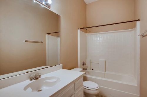 6944 Lomo Alto Dr, Fort Worth TX  76132-3560 exterior