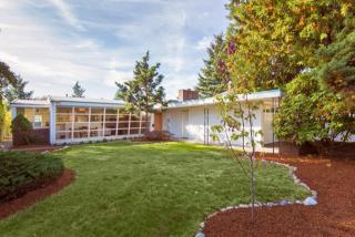3719 Cloverdale St, Seattle, WA 98126-3623
