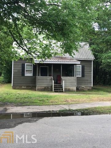 373 Dogwood Ave, Social Circle, GA 30025-2988