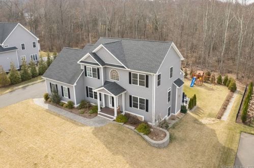 95 Steeplechase Dr, Southington, CT 06489-4041
