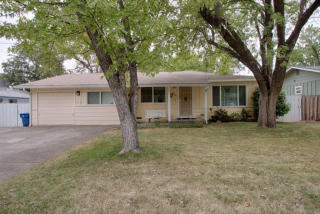 2158 Deerfield Ave, Redding, CA 96002-0434