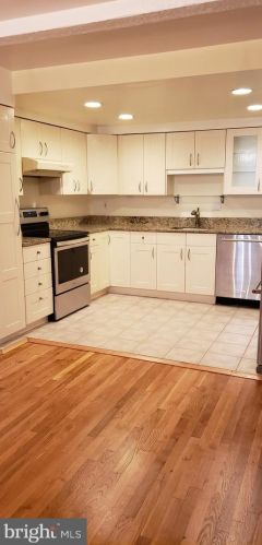 1556 Westmoreland St, Mc Lean VA  22101-4327 exterior