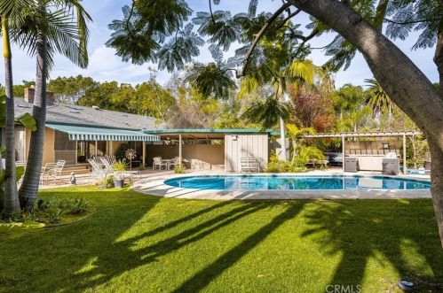 740 West St, Anaheim CA  92801-4708 exterior