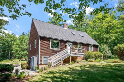 37 Mason Rd, Chichester, NH 03258-6044