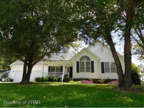 354 Old Tom Morris Rd, Ingold, NC 28441-9169