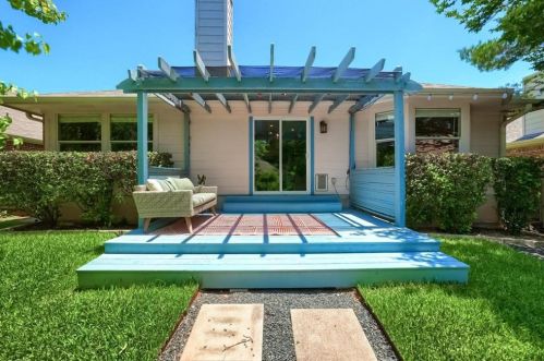 15028 Babbling Brk Dr, Austin TX  78728-4349 exterior