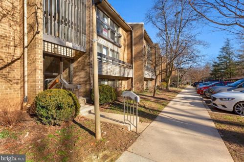 2106 Green Watch Way, Herndon, VA 20191-2420