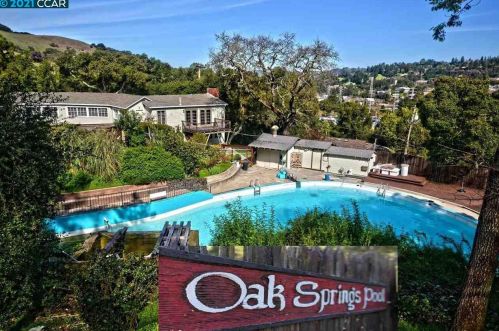 73 Barbara Rd, Orinda, CA 94563-3320