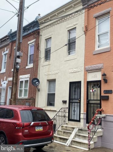 2341 Franklin St, Philadelphia, PA 19148-3820