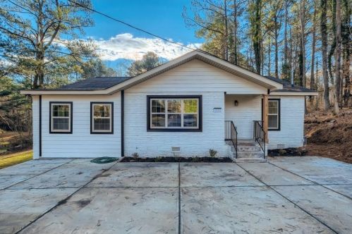 3920 Jailette Rd, Atlanta, GA 30349-1867