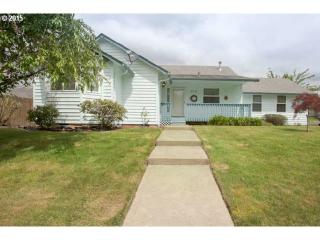 919 Foothills Dr, Newberg OR  97132-9013 exterior