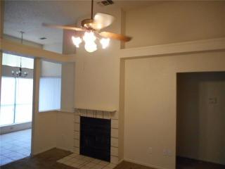 6720 Brookhaven Trl, Fort Worth TX  76133-5879 exterior