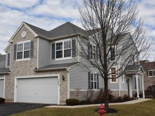 2425 Rocky Hill Cir, Joliet, IL 60432-0817