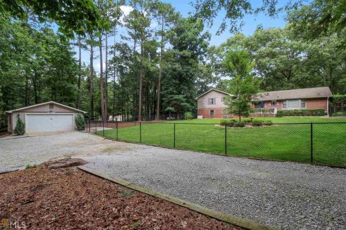 3594 Limberlost Trl, Stockbridge GA  30281-5621 exterior