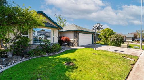 2520 Park West Dr, Lodi, CA 95242-4637