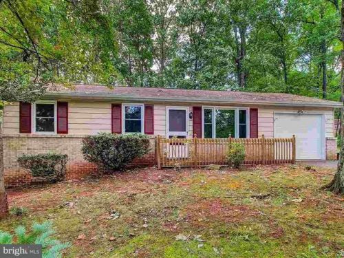 6055 Timberlyn Dr, York, PA 17315-2955