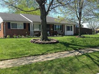 6569 Sterling Dr, Enon OH  45323-1750 exterior