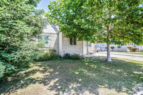 437 Vine St, Lodi, CA 95240-5307