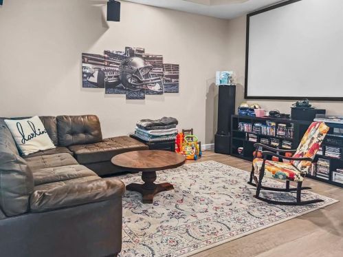 21611 Chenango Lake Dr, Angleton TX 77515-6664 exterior