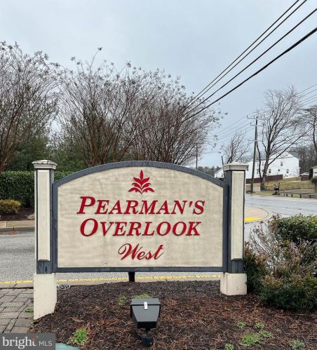 136 Jacobia Dr, Riviera Beach MD  21122-1054 exterior
