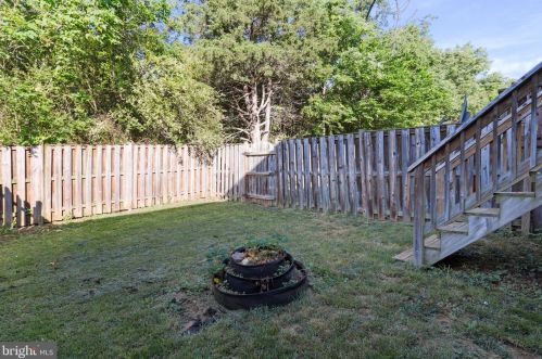 23 Toms Brook Dr, Toms Brook, VA 22660-1720