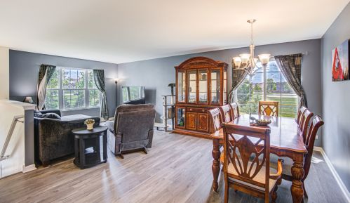 1228 Alta Vista Dr, Pingree Grove IL  60140-2057 exterior