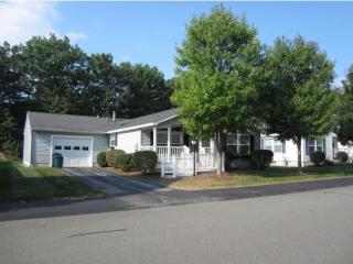 206 Victorian Way, Manchester, NH 03104-5766