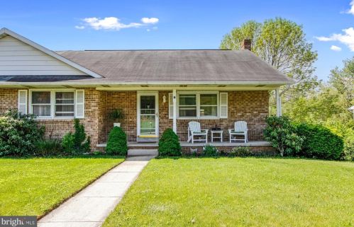 66 Kimberly Dr, Hanover, PA 17331-9488