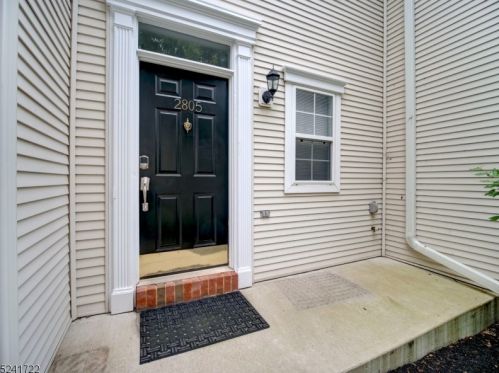 2805 Johnson Cir, Bridgewater, NJ 08807-5538