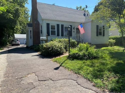 505 North St, Milford, CT 06461-2051