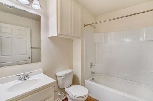 1101 Broadway Ave, Fort Worth TX  76104-1029 exterior