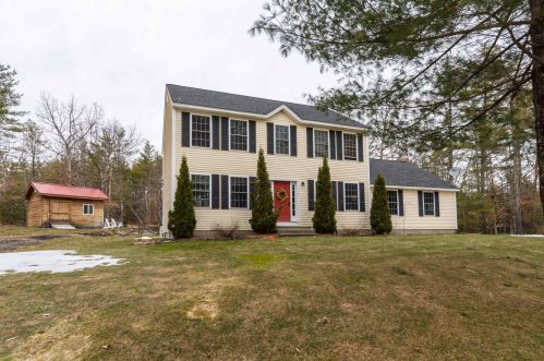 2 Ames Rd, Brookline, NH 03033-2302