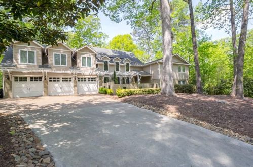 3418 Breton Ct, Atlanta, GA 30319-2408