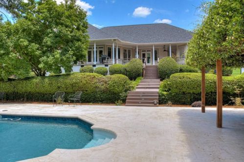 1422 Ashwood Dr, Evans GA  30809-5006 exterior