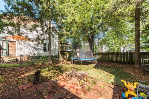 230 Elm St, Sycamore IL  60178-1931 exterior