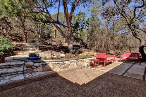 6904 Dogwood Holw, Austin TX  78750-8213 exterior