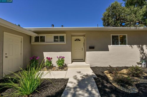 1841 Gilly Ln, Concord, CA 94518-3215