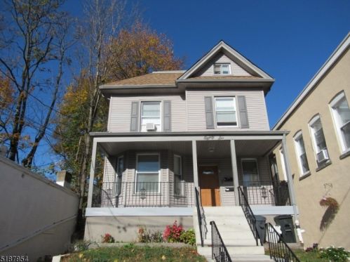 86 Maple Ave, Montclair, NJ 07042-4504