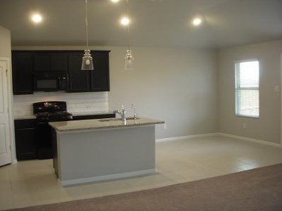 141 Mossy Oak Trl, Fort Worth TX  76131 exterior