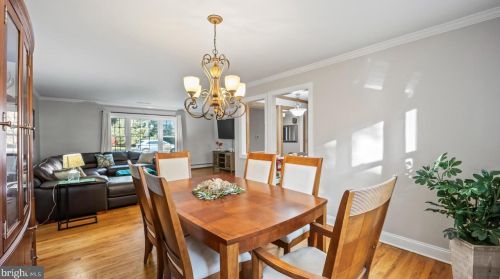 13 Rosalind Dr, Trenton NJ  08648-3245 exterior