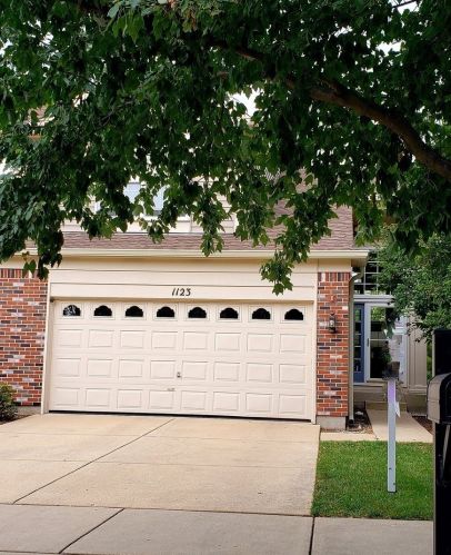 1123 Wickfield Ct, Naperville, IL 60563-3397