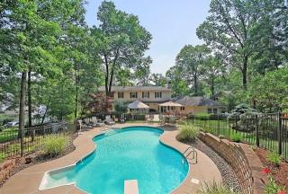 1041 Rector Rd, Bridgewater, NJ 08807-1319