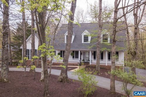 1500 Perth Ct, Keswick, VA 22947-9150