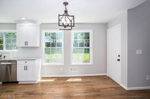607 Federal Ter, Atlanta GA  30315-4413 exterior